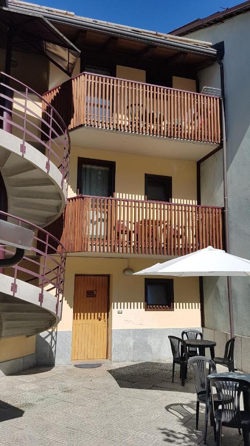 Residence Les Lacs Bardonecchia Εξωτερικό φωτογραφία